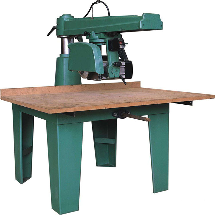 木工機(jī)械手拉鋸 從傳統(tǒng)吊拉鋸到現(xiàn)代鋸床的技藝演進(jìn)